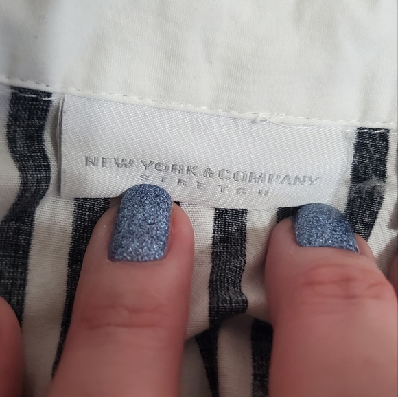 Like NEW New York & Co Striped Button Down Shirt w/ Black Corset Overlay Sz S - Picture 13 of 14